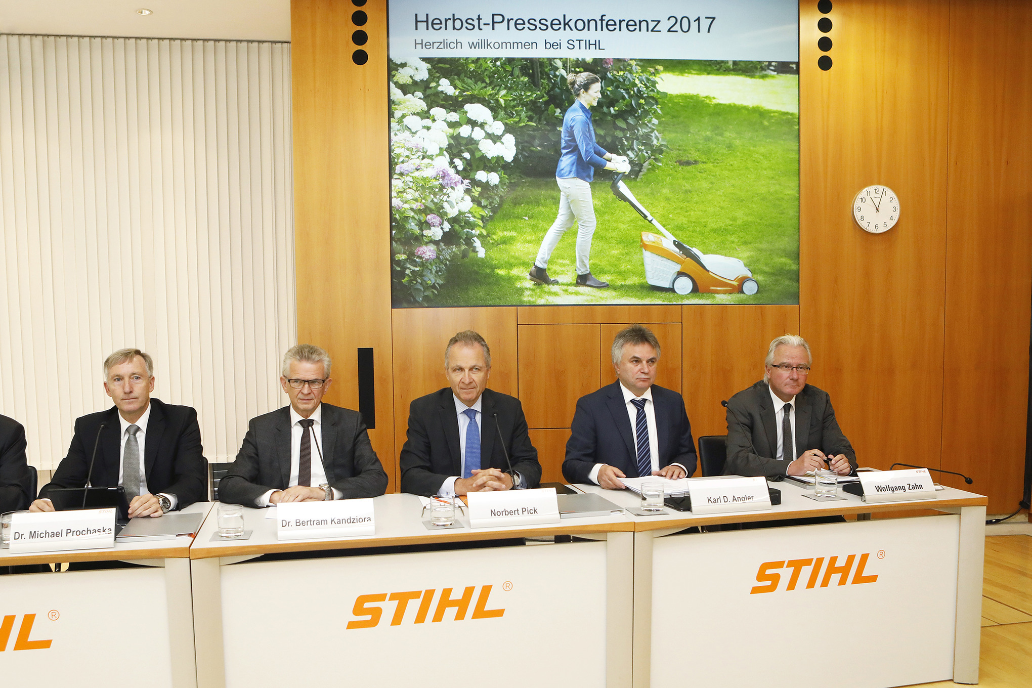 STIHL develops future-focused technology and records double-digit growth.